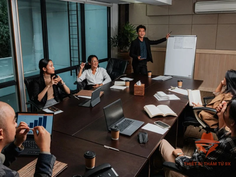 máy ghi âm mini dùng trong các cuộc họp bí mật